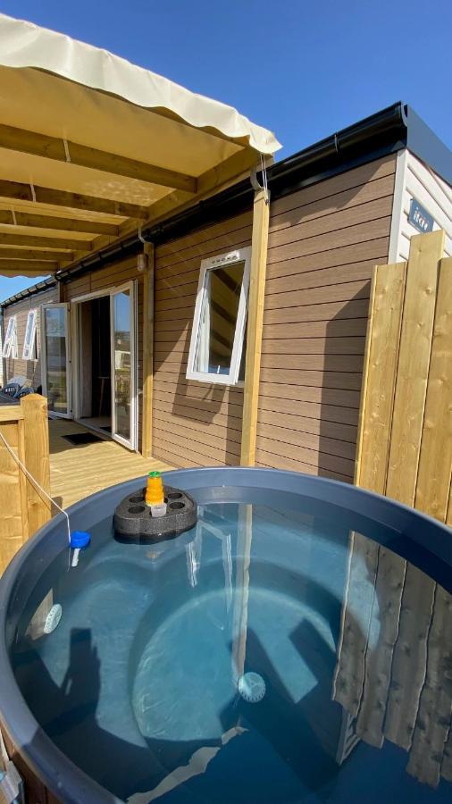 Camping Les Carolins Saint-Lo-d'Ourville Esterno foto