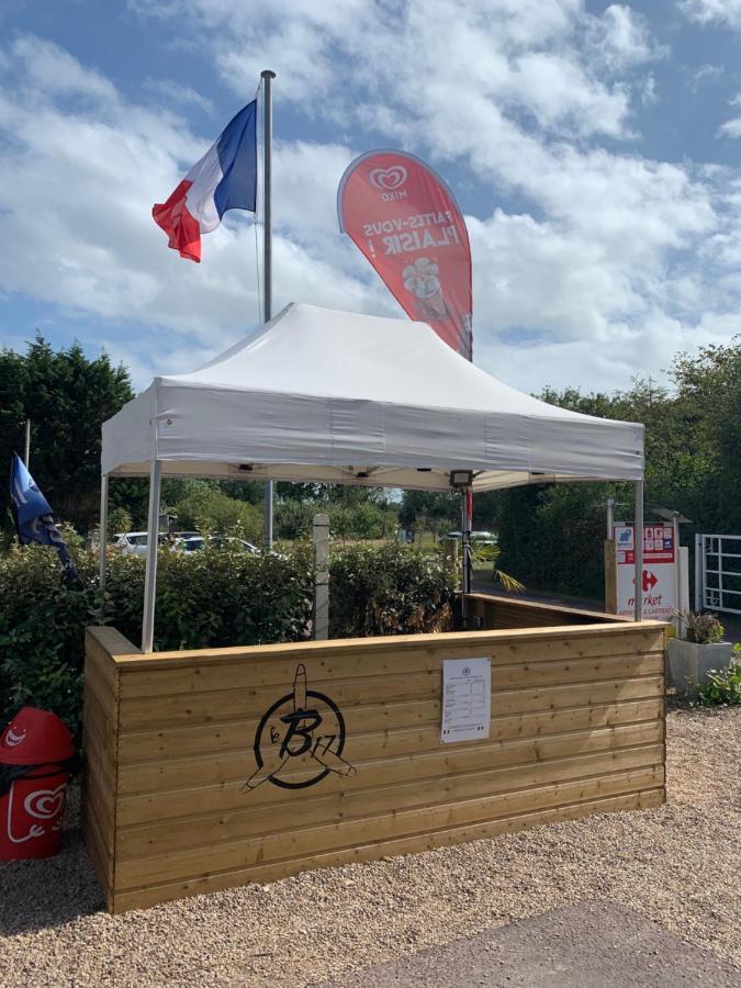 Camping Les Carolins Saint-Lo-d'Ourville Esterno foto